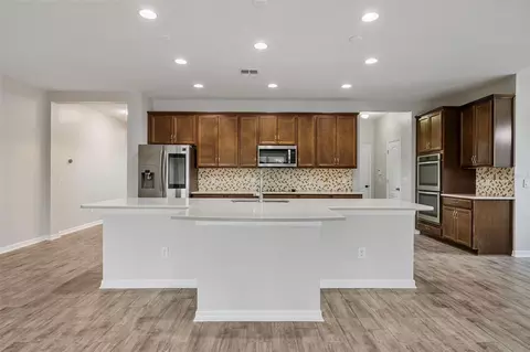 Kitchen - 5356 Ragusa Loop, Saint Cloud, FL 34771 photo 2 of 4