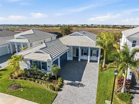 View/Area - 7982 Redonda Loop, Bradenton, FL 34202 photo 1 of 11
