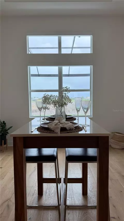 Dining - 7982 Redonda Loop, Bradenton, FL 34202 photo 2 of 2