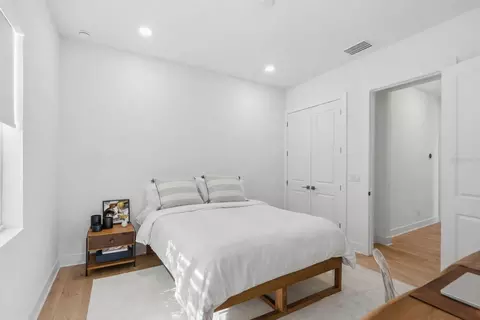 Bedroom - 7982 Redonda Loop, Bradenton, FL 34202 photo 5 of 5