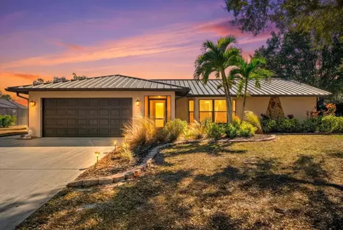 4132 Prairie View Dr, Sarasota, FL 34232