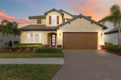 4828 Antrim Dr, Sarasota, FL 34240