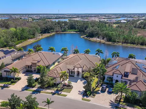 16818 Berwick Ter, Lakewood Ranch, FL 34202