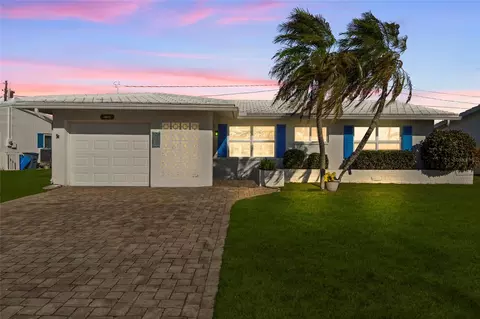 9785 Mainlands Blvd W #1-B, Pinellas Park, FL 33782
