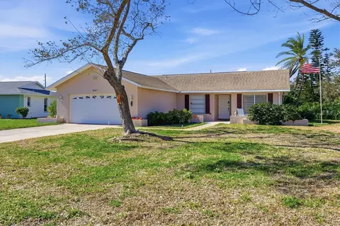 1802 W 69th St W, Bradenton, FL 34209