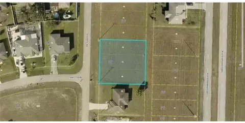 2727 NW Juanita Pl, Cape Coral, FL 33993