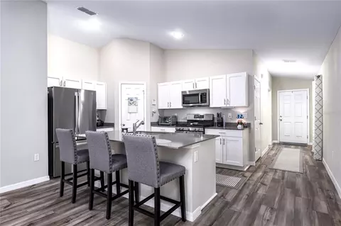 Kitchen - 7635 Twin Leaf Ter, Parrish, FL 34219 photo 2 of 2