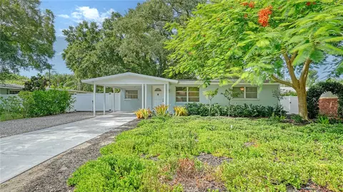 2374 Arlington St, Sarasota, FL 34239