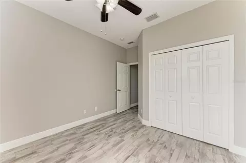 Bedroom - 13710 Golf Course Rd, Parrish, FL 34219 photo 4 of 6