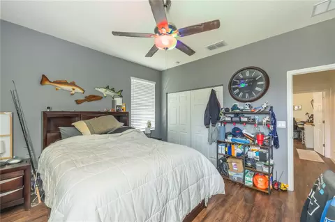 Bedroom - 6416 18th Ave E, Bradenton, FL 34208 photo 5 of 7