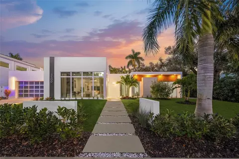3500 Bay Shore Rd, Sarasota, FL 34234