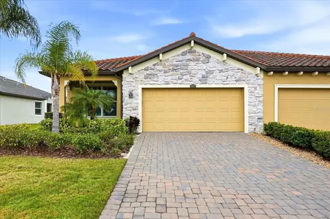 2607 Avolet Ct, Lakewood Ranch, FL 34211