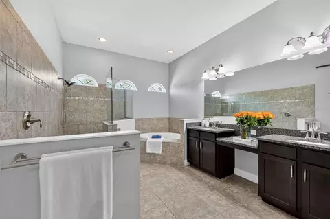 Bath - 306 172nd St E, Bradenton, FL 34212 photo 1 of 5