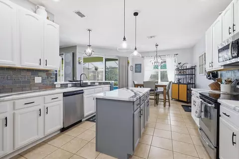 Kitchen - 12806 24th Street Cir E, Parrish, FL 34219 photo 3 of 4