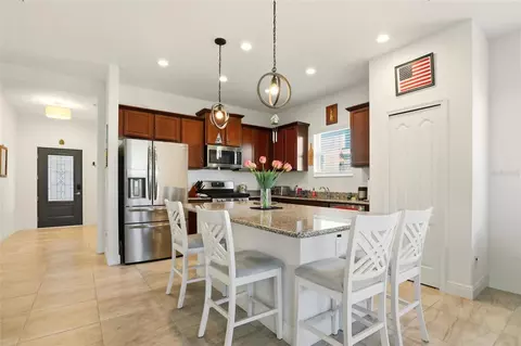 Kitchen - 14530 Barefoot Ln, Parrish, FL 34219 photo 2 of 3