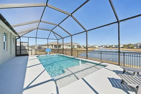 Exterior - 10516 Chippewa Dr, Parrish, FL 34219 photo 15 of 17