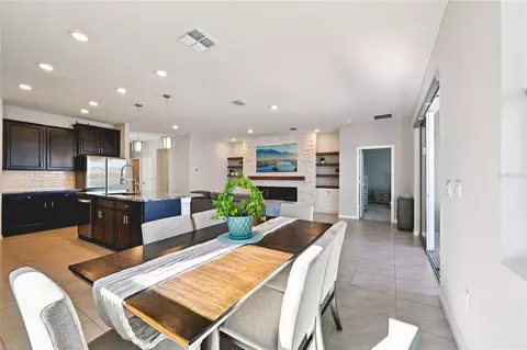 Dining - 10516 Chippewa Dr, Parrish, FL 34219 photo 3 of 3