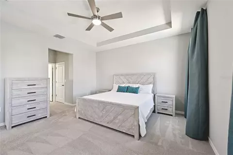 Bedroom - 10516 Chippewa Dr, Parrish, FL 34219 photo 1 of 6