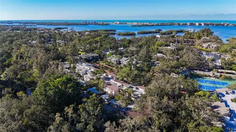 1508 Pelican Cove Rd #GR232, Sarasota, FL 34231