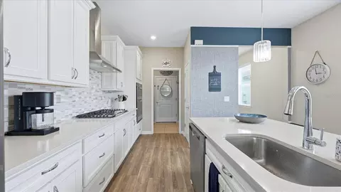 Kitchen - 8317 Ocean Tides Cv Way, Parrish, FL 34219 photo 5 of 5
