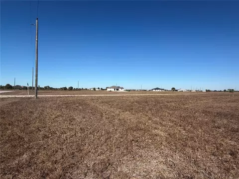 2 Goldfinch Dr, Placida, FL 33946