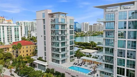 253 Golden Gate Pt #703, Sarasota, FL 34236