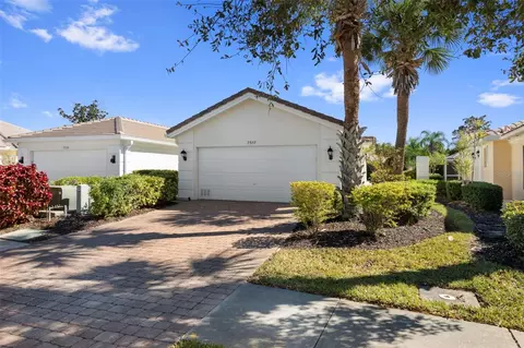 7517 Renato Ct, Sarasota, FL 34238