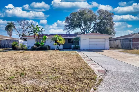 10332 Honeysuckle Ln, Port Richey, FL 34668