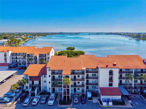 1602 Stickney Point Rd #307, Sarasota, FL 34231