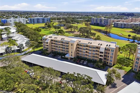 3750 Pinebrook Cir #403, Bradenton, FL 34209