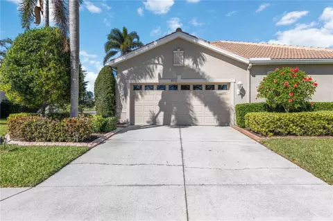 8115 Victoria Falls Cir, Sarasota, FL 34243