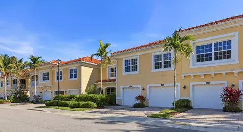 177 Navigation Cir, Osprey, FL 34229