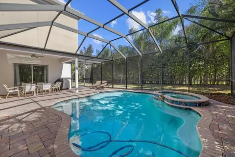 Exterior - 4727 Balboa Park Loop, Bradenton, FL 34211 photo 7 of 12