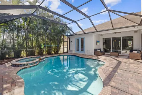 Exterior - 4727 Balboa Park Loop, Bradenton, FL 34211 photo 9 of 12