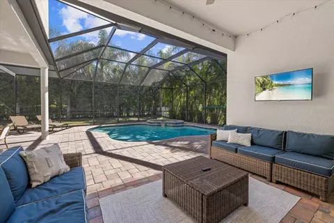 Exterior - 4727 Balboa Park Loop, Bradenton, FL 34211 photo 4 of 12