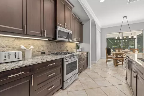 Kitchen - 4727 Balboa Park Loop, Bradenton, FL 34211 photo 3 of 5