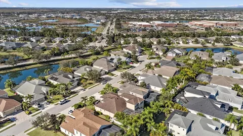 View/Area - 4727 Balboa Park Loop, Bradenton, FL 34211 photo 4 of 9