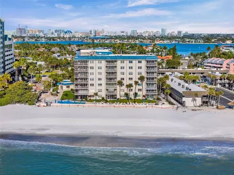 800 Benjamin Franklin Dr #110, Sarasota, FL 34236