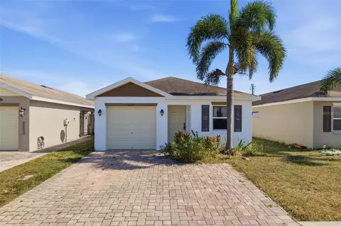 4107 11th St E, Bradenton, FL 34208