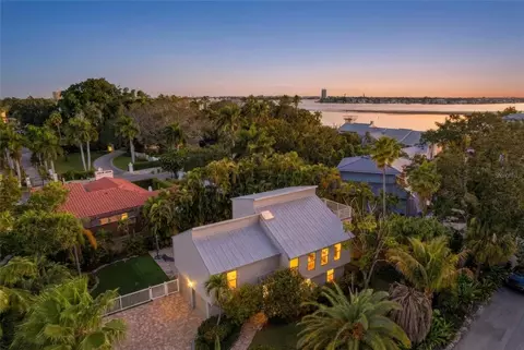 3446 Anglin Dr, Sarasota, FL 34242