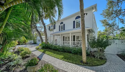 4712 Higel Ave, Sarasota, FL 34242