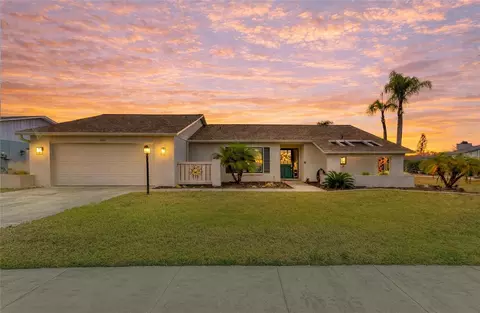 3871 Easton St, Sarasota, FL 34238