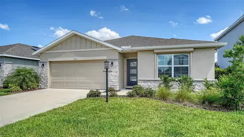 17119 Barnwood Pl, Lakewood Ranch, FL 34211