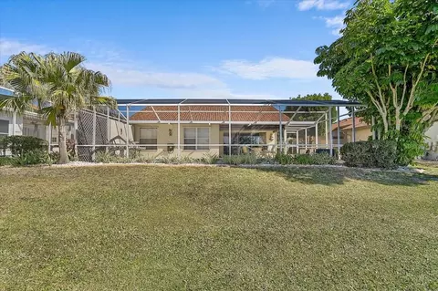 Exterior - 4640 Peridia Blvd E, Bradenton, FL 34203 photo 13 of 14