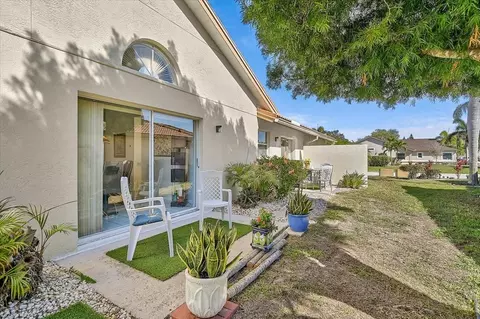 Exterior - 4640 Peridia Blvd E, Bradenton, FL 34203 photo 9 of 14