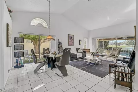 Dining - 4640 Peridia Blvd E, Bradenton, FL 34203 photo 2 of 3