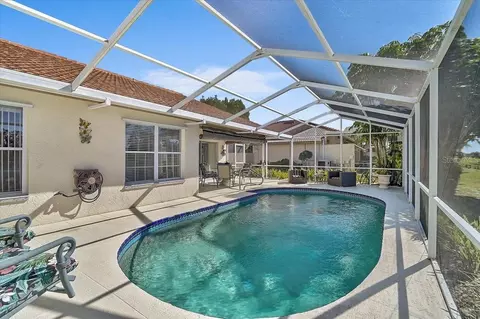 Exterior - 4640 Peridia Blvd E, Bradenton, FL 34203 photo 7 of 14