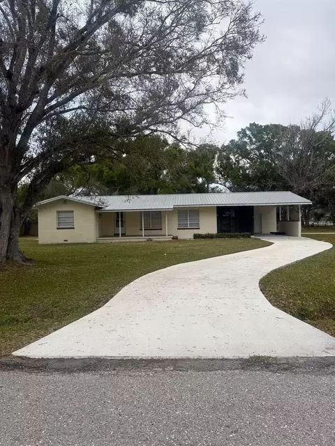 1327 SE Vermont Ave, Arcadia, FL 34266