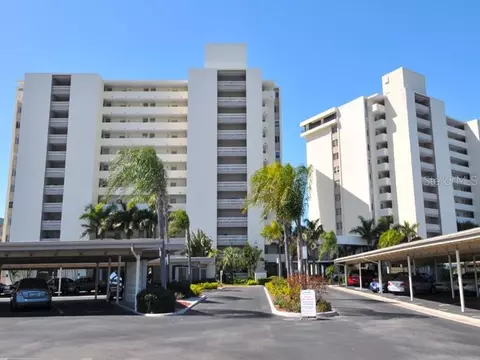 19 Whispering Sands Dr #1105, Sarasota, FL 34242