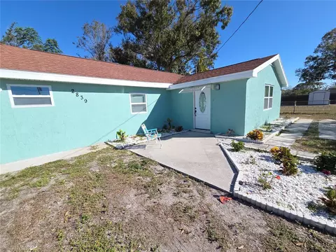 2839 Olympic St, Sarasota, FL 34231